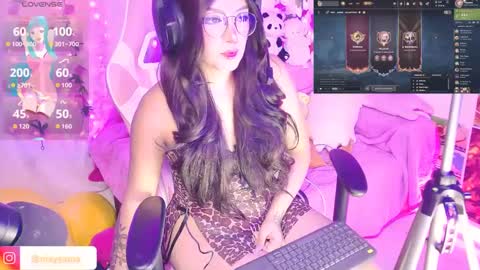 Snapshot of nixy_sama chatting on September 21, 1:26 am Nixy Sama online show from September 21, 1:26 am