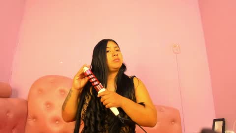 NoaBaker online show from April 10, 12:22 pm