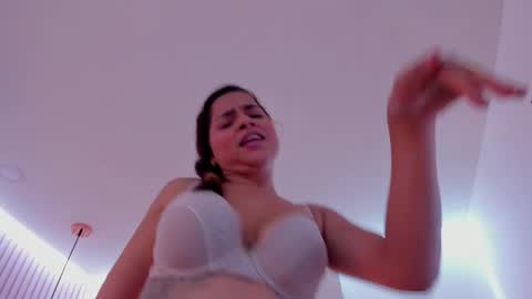 Noa online show from October 23, 9:54 pm