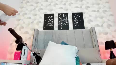 NATHALIA MORENO online show from February 26, 12:59 pm