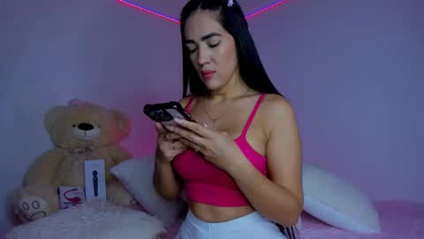 Noah online show from November 18, 5:36 pm