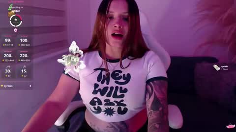 Snapshot of noah_white3 chatting on October 31, 4:03 am noah_white3 online show from October 31, 4:03 am