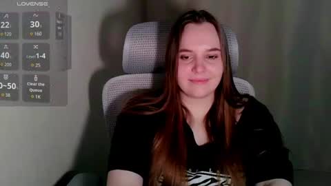 noir_ember_ online show from July 28, 6:20 pm