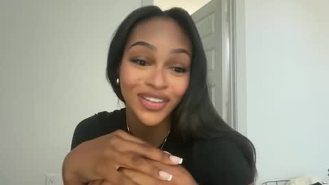 NoodsOverNudes online show from February 22, 8:21 pm