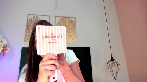 Nora Da Silva online show from March 20, 1:10 am