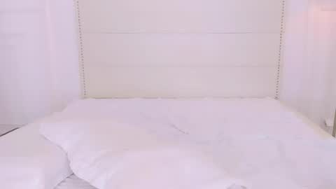 noraaddams online show from March 16, 5:44 am