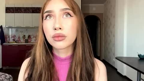 Lina online show from November 19, 6:46 am