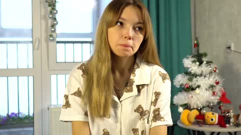 Eva online show from December 12, 9:19 am