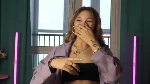 Eva online show from December 5, 7:05 am