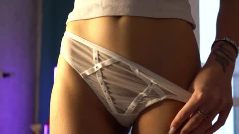 Eva online show from December 21, 8:28 am