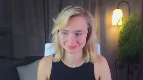 Nora online show from July 27, 7:27 am