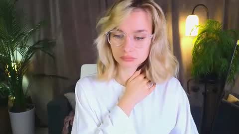 Nora online show from July 24, 7:39 am