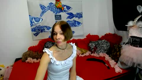 Nora online show from March 28, 8:30 pm