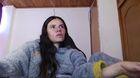 noreen_ online show from May 16, 3:33 pm