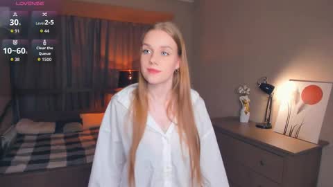 Snapshot of normaemans chatting on September 18, 7:56 pm Beatrice online show from September 18, 7:56 pm
