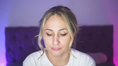 Tina online show from December 20, 8:12 pm