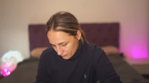 Tina online show from December 28, 7:43 pm