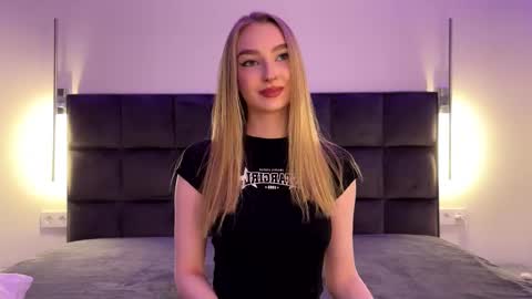 Goldie online show from November 6, 2:45 pm