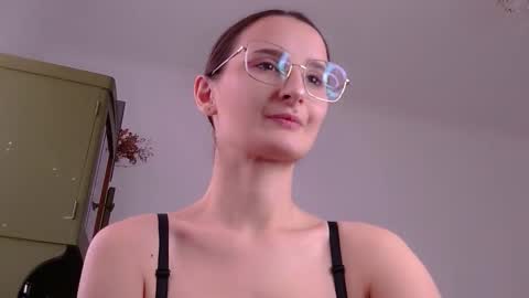 Snapshot of nova_mystic chatting on October 1, 1:16 pm nova_mystic online show from October 1, 1:16 pm