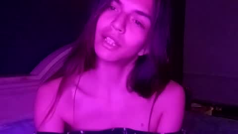 novalovelle online show from March 20, 11:42 pm