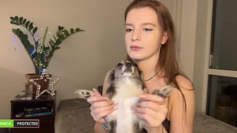 nura_foxx online show from January 18, 12:24 am