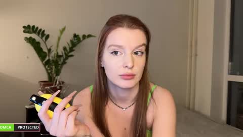 nura_foxx online show from January 25, 12:17 am