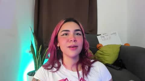 Nia online show from November 11, 3:02 am