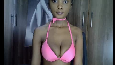 nyverra online show from July 29, 7:52 am