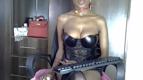 nyverra online show from May 27, 6:43 am
