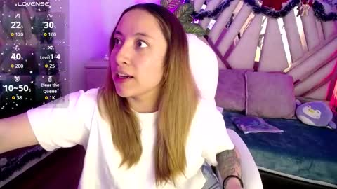 Alex   .    online show from December 21, 10:03 pm