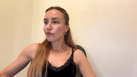 Snapshot of nyxelia_ chatting on October 13, 7:22 am Anastasia online show from October 13, 7:22 am