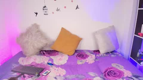 NYXHELLSQUEEN online show from January 16, 11:01 pm