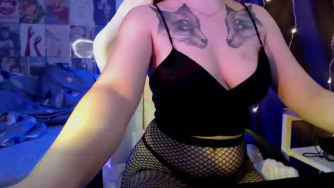obsidian_siren online show from February 7, 4:22 pm