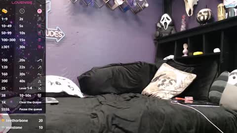 Oddy With A Body online show from November 12, 6:55 am