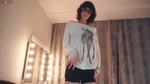 Thea online show from January 9, 5:45 am