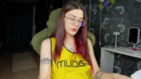 Kmmy online show from June 8, 10:42 pm