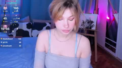 Light  online show from December 19, 8:13 pm