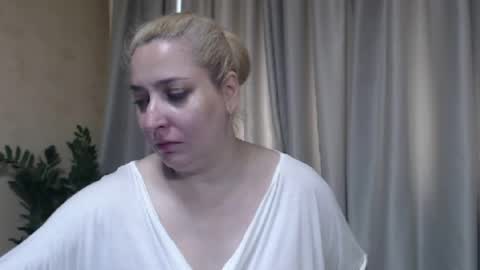 Iren online show from July 18, 7:11 am