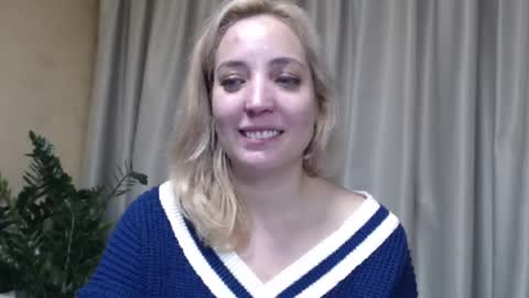 Mari online show from November 6, 8:15 pm