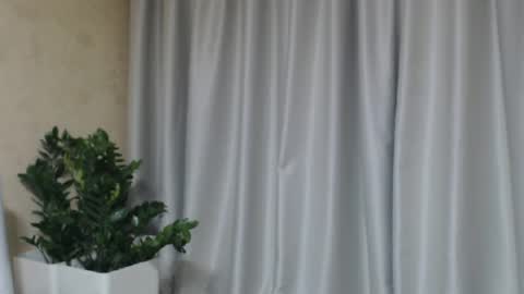 Mari online show from May 30, 5:43 pm