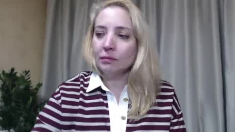 Mari online show from May 1, 9:07 pm