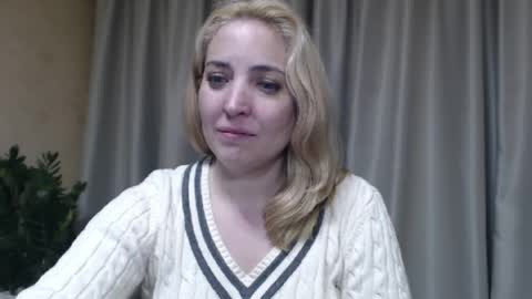 Mari online show from May 14, 5:08 pm