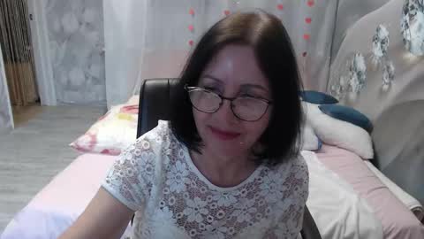 OlgaHottie online show from March 31, 2:22 am