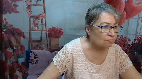 OlgaLuck online show from April 3, 5:49 am