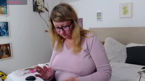 Olga Pavlova online show from January 6, 11:14 am