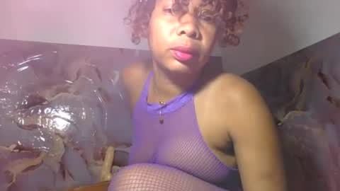 olinaa online show from July 26, 1:08 pm