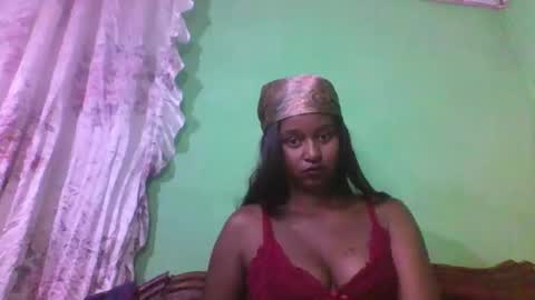 olinah610 online show from November 15, 6:53 pm