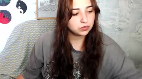 Snapshot of olivia_defo chatting on October 2, 9:03 am olivia_defo online show from October 2, 9:03 am