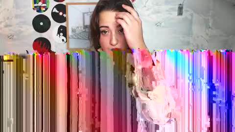 Snapshot of olivia_defo chatting on September 30, 2:22 pm olivia_defo online show from September 30, 2:22 pm