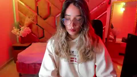  OLIVIA  online show from July 21, 3:18 am